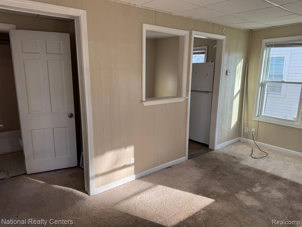 70 W MAPLEDALE Avenue, Hazel Park, MI 48030 — Photo 12