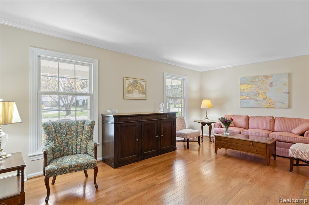 815 GREAT OAKS Drive, Bloomfield Hills, MI 48304 — Photo 4
