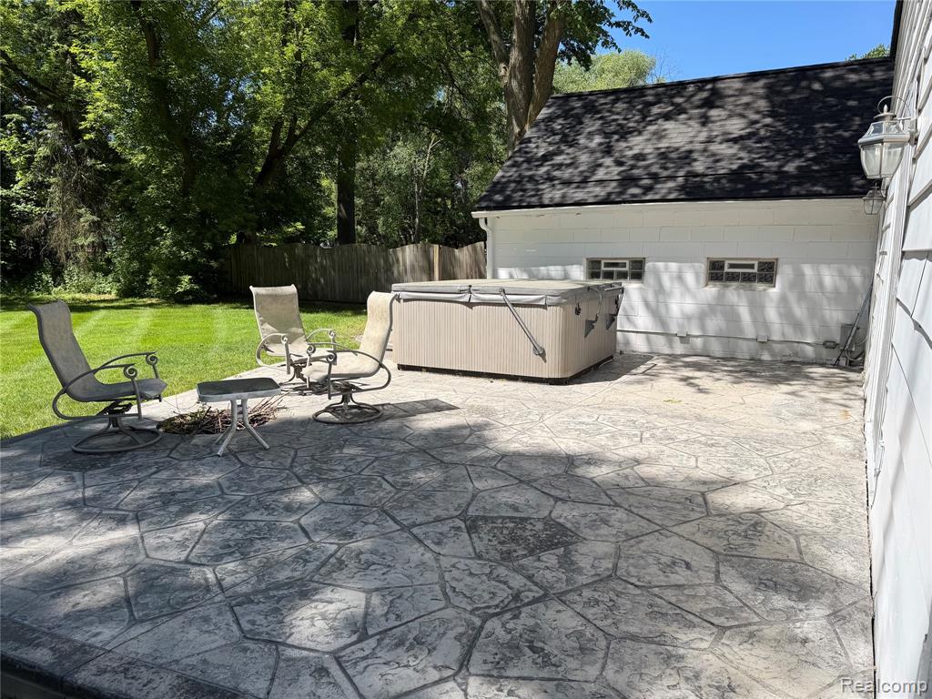 8420 Pacton Drive, Shelby Twp, MI 48317 — Photo 30