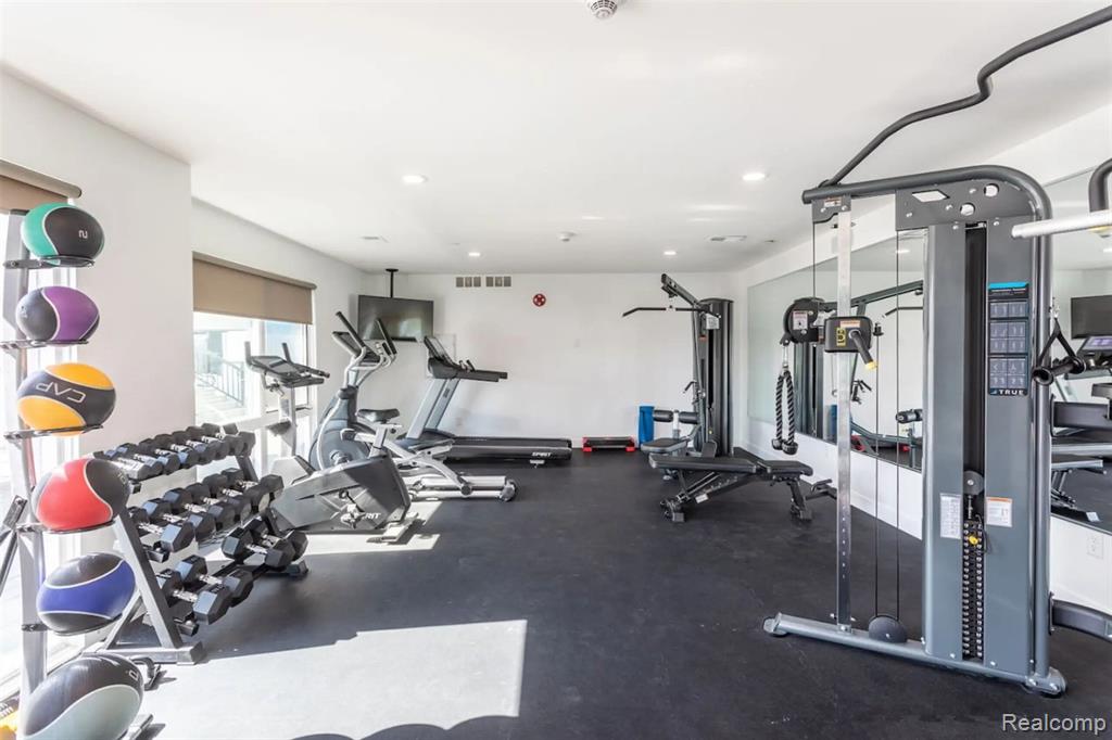 166 Oak st Street, Wyandotte, MI, 48192