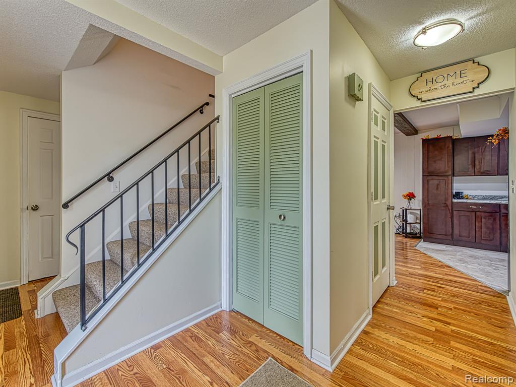 6655 Gove Court N, Tecumseh, MI 49286 — Photo 11