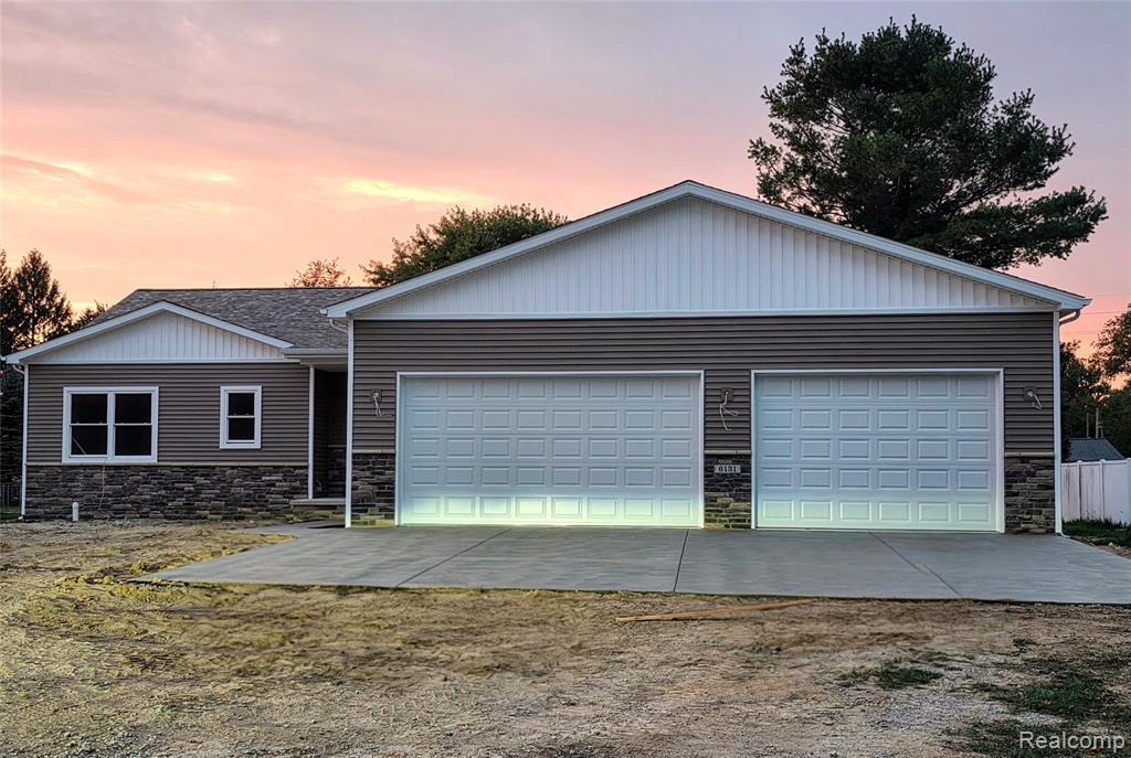 6131 N Irish Road, Davison, MI 48423 — Photo 2