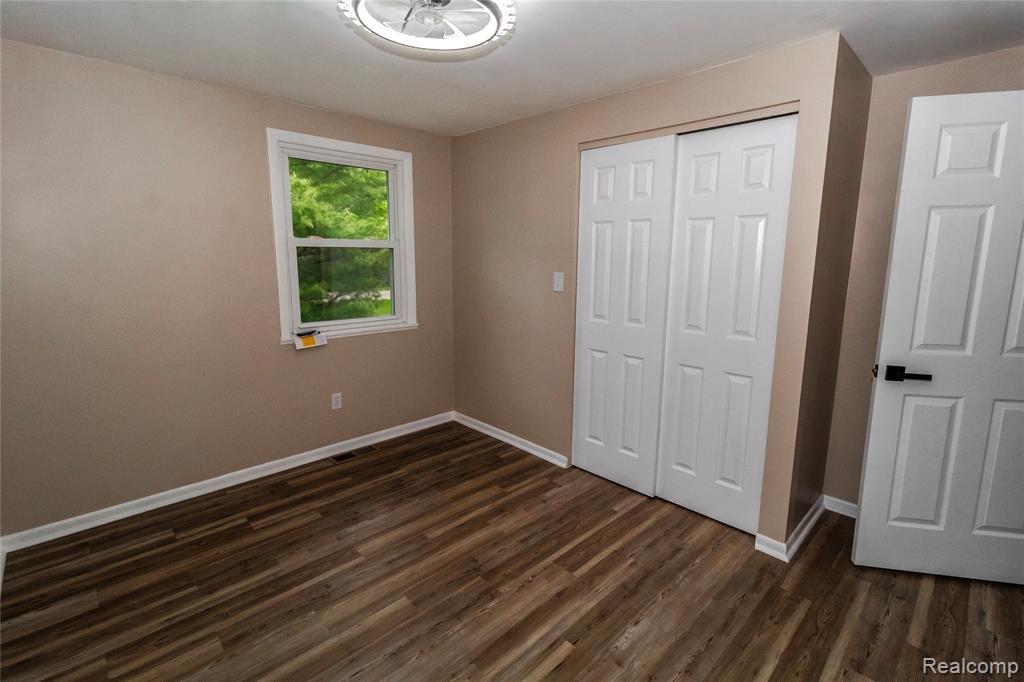 519 S Elm Street, Lapeer, MI 48446 — Photo 20
