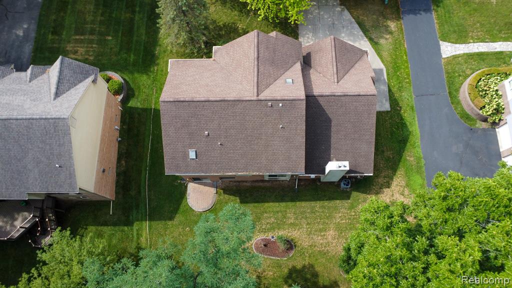 6926 Alden Drive, West Bloomfield, MI 48324 — Photo 44