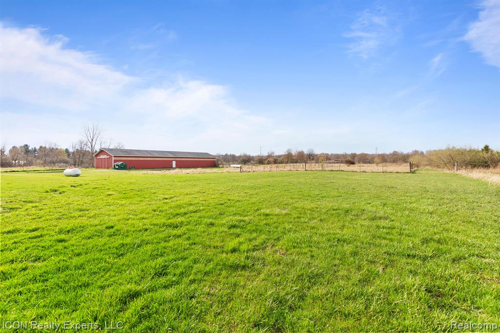 5580 HEGEL Road, Goodrich Vlg, MI — Photo 75