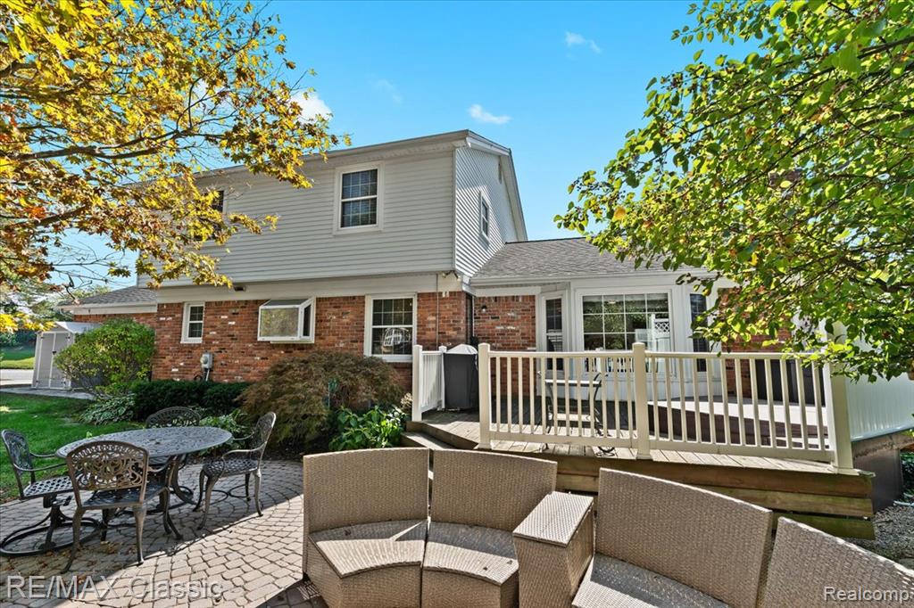4815 Ravinewood Drive, Commerce Twp, MI 48382 — Photo 40
