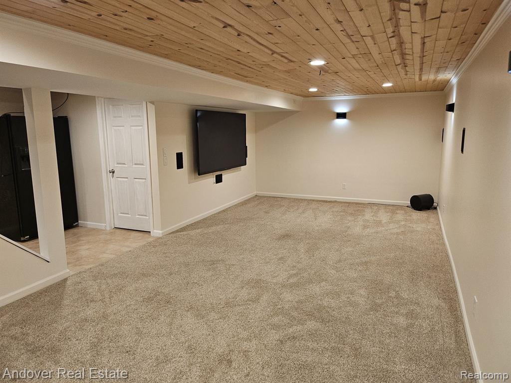 5 MEDFORD Circle, Ann Arbor, MI 48104 — Photo 25