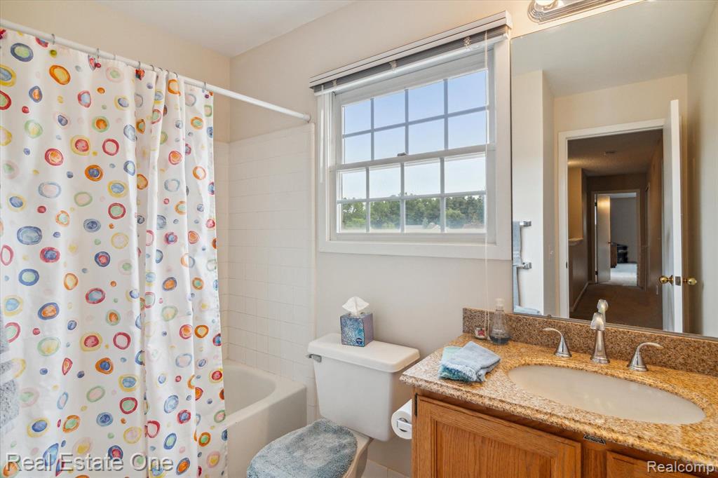 41694 KENILWORTH Lane, Novi, MI 48377 — Photo 18