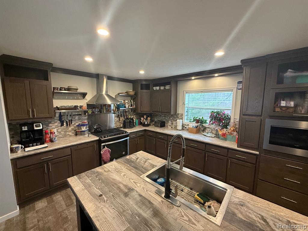 9922 Macbeth Street, Fenton, MI 48430 — Photo 3