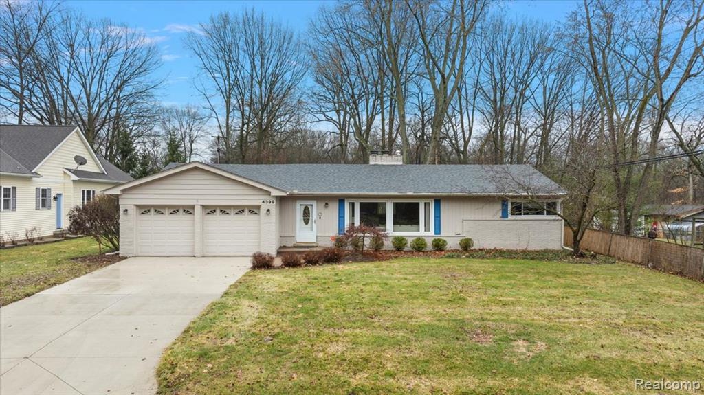4399 Midrow Road, Waterford, MI 48329 — Photo 2