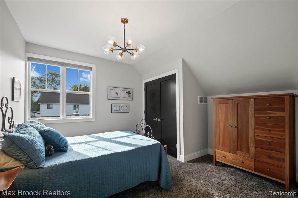 928 Montrose Avenue, Royal Oak, MI 48073 — Photo 46