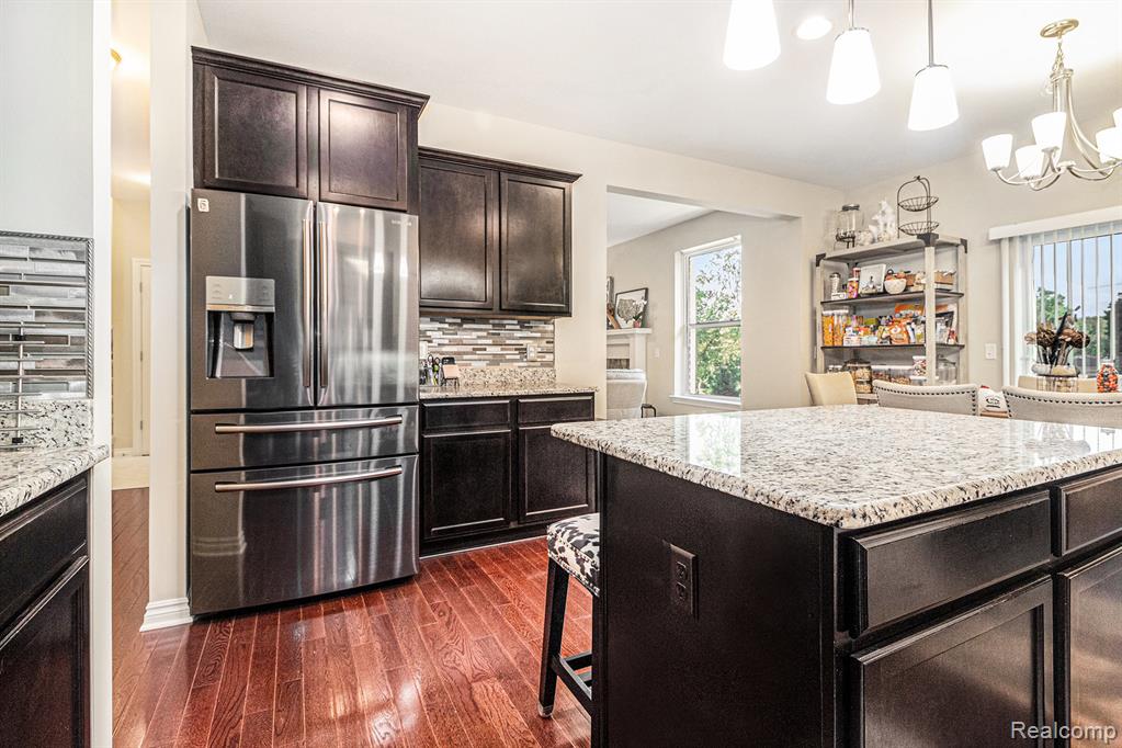 8023 Ivy Glen Park, White Lake, MI — Photo 15