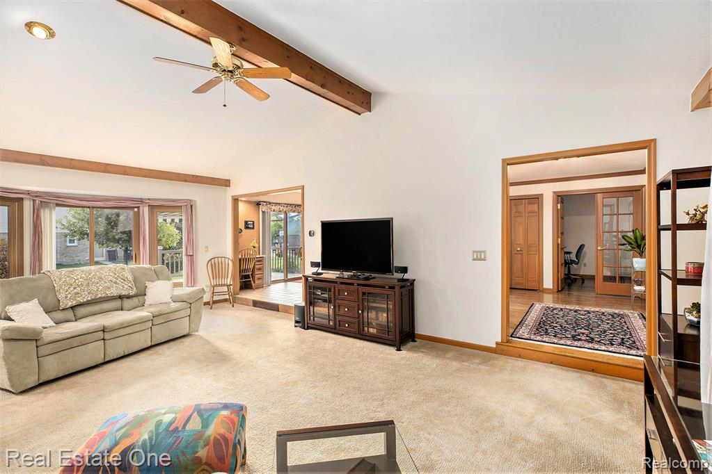 5208 Crowfoot Drive, Troy, MI 48085 — Photo 4