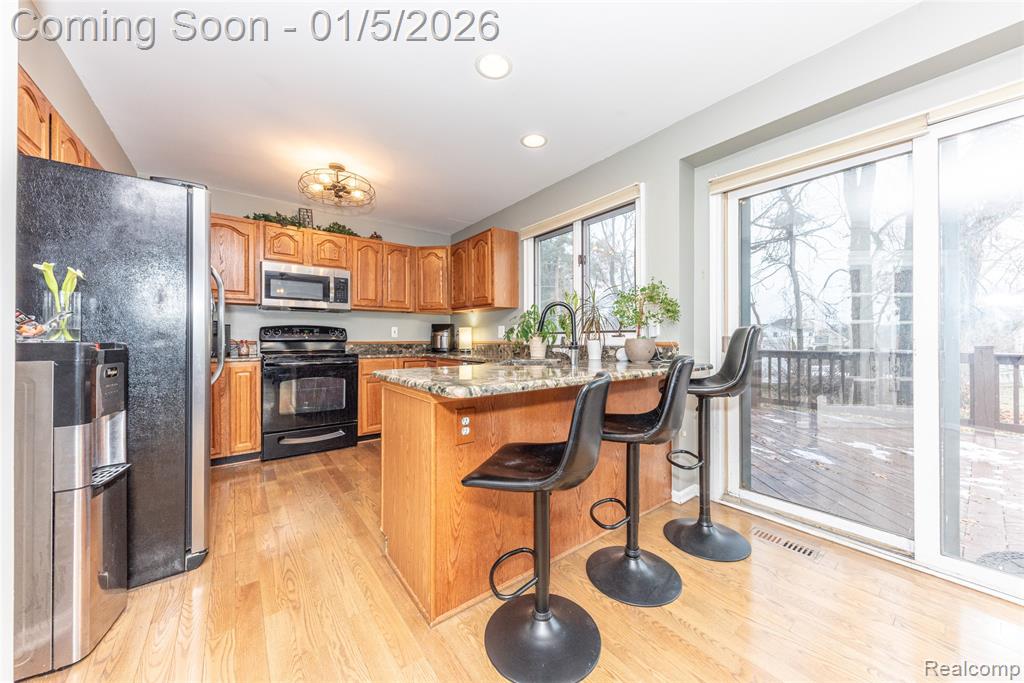 2526 Marchar Drive, Wolverine Lake, MI 48390 — Photo 32