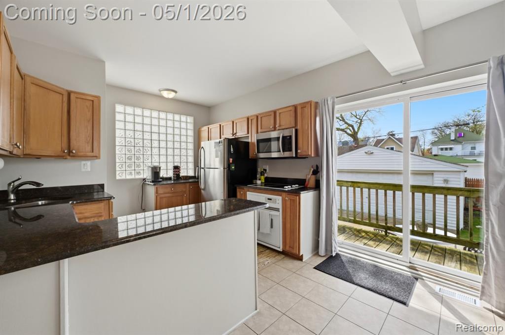 1373 Beaconsfield Avenue, Grosse Pointe, MI 48230 — Photo 12