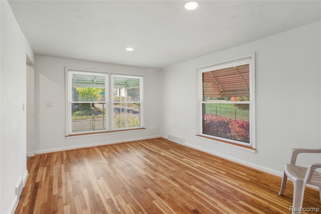 608 Nevada Avenue, Pontiac, MI 48341 — Photo 6