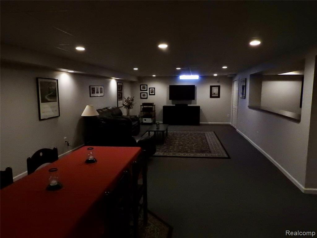 43124 Gina Drive, Sterling Heights, MI 48314 — Photo 28