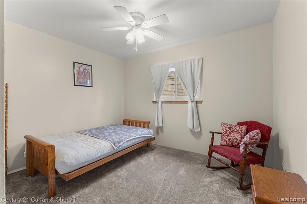 4928 RAYMOND Avenue, Dearborn Heights, MI 48125 — Photo 18