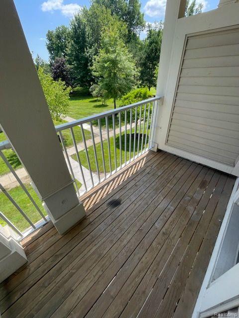 1885 PINECROFT Drive, Canton, MI 48188 — Photo 14