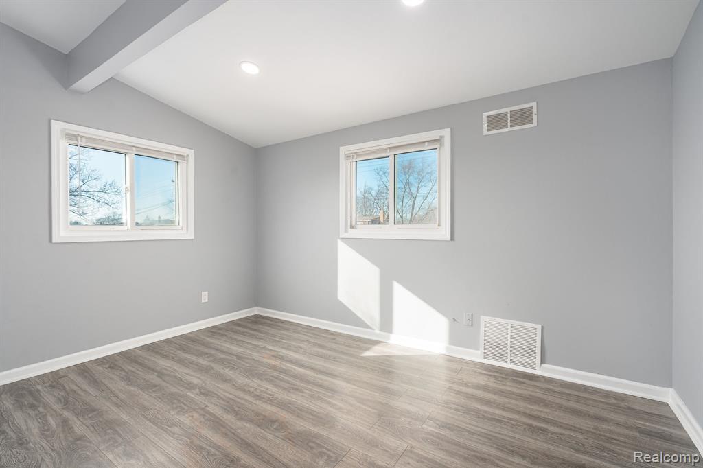 18327 E 13 MILE Road, Fraser, MI 48026 — Photo 39