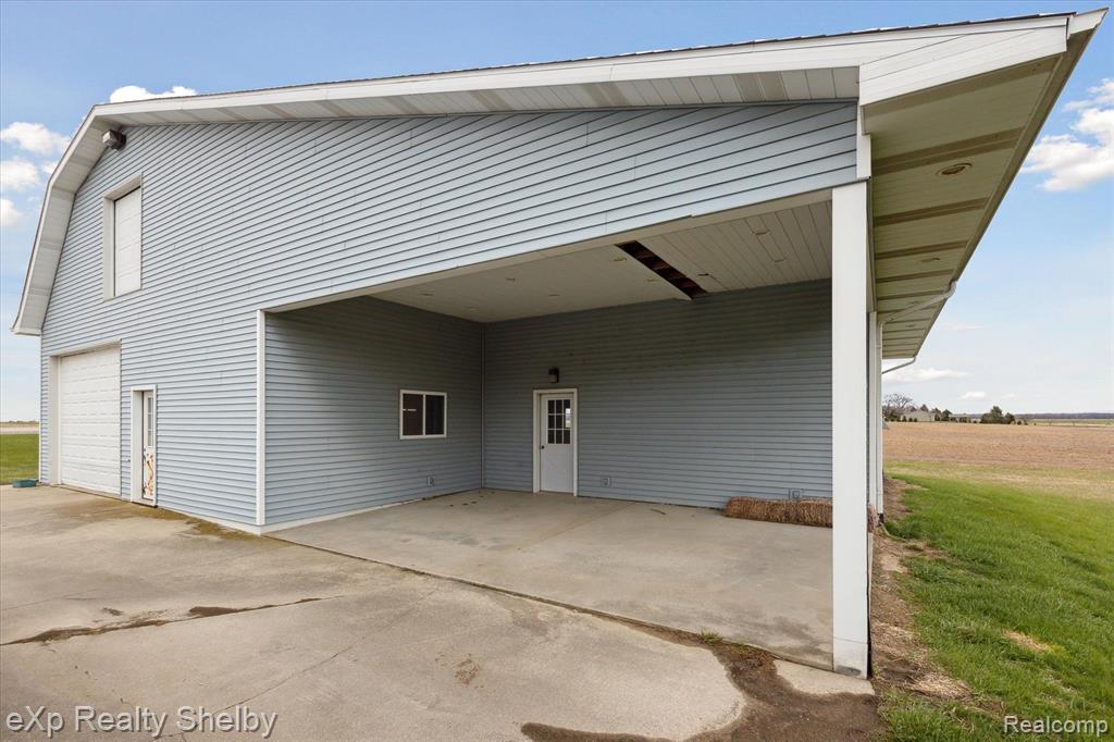 8433 W SANILAC Road, Vassar, MI 48768 — Photo 32