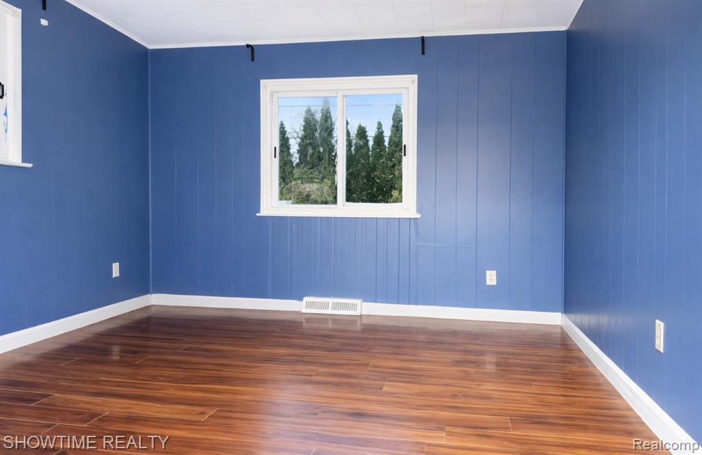 26261 Linwood Street, Roseville, MI, 48066