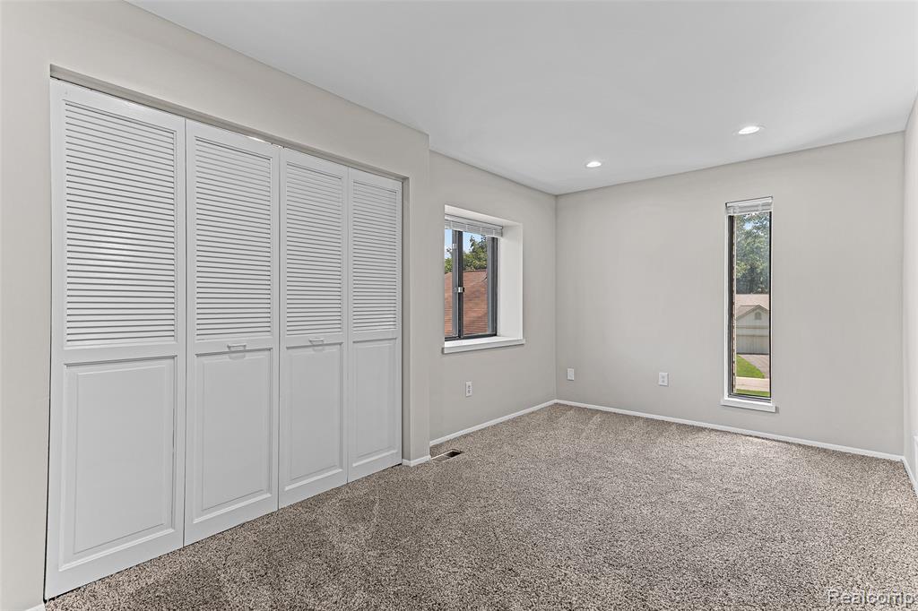 5317 Fairway Lane, West Bloomfield, MI 48323 — Photo 20