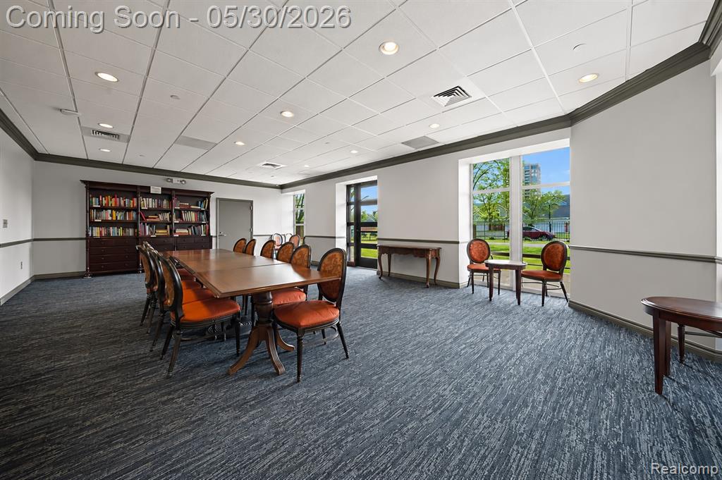 250 E Harbortown Drive, 205, Detroit, MI 48207 — Photo 34