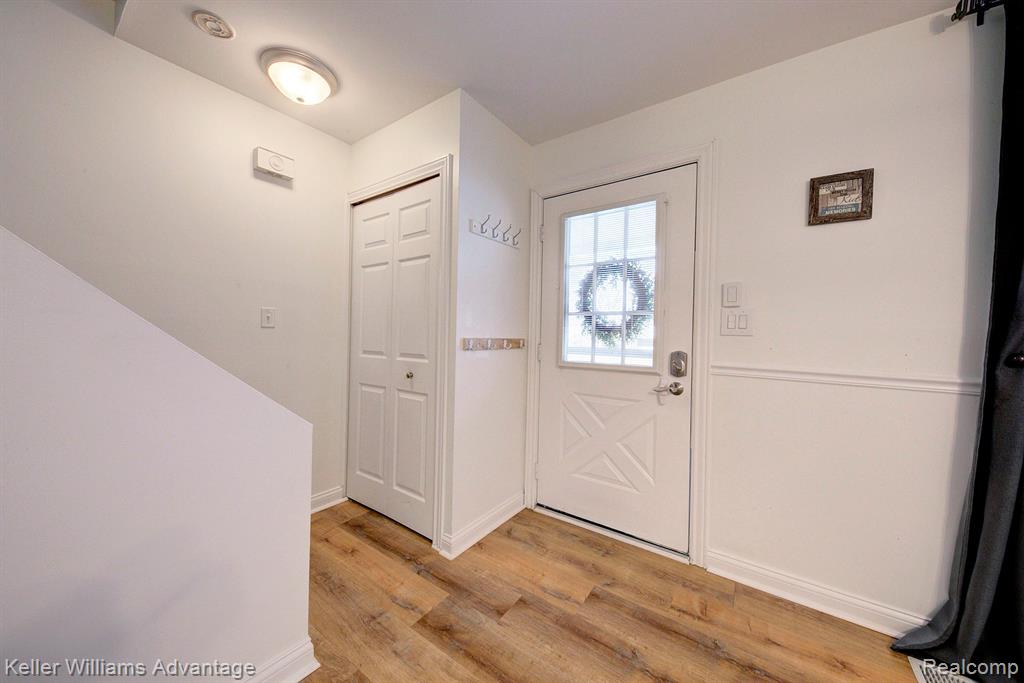 7865 KAISER Street, Canton, MI 48187 — Photo 18