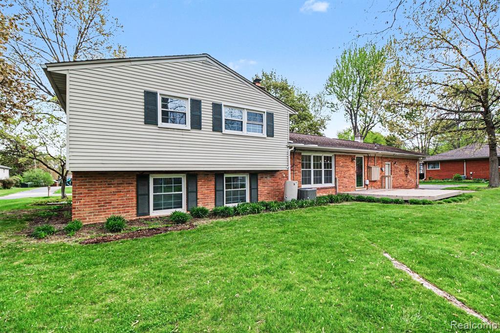 2641 Townhill, Troy, MI 48084 — Photo 26