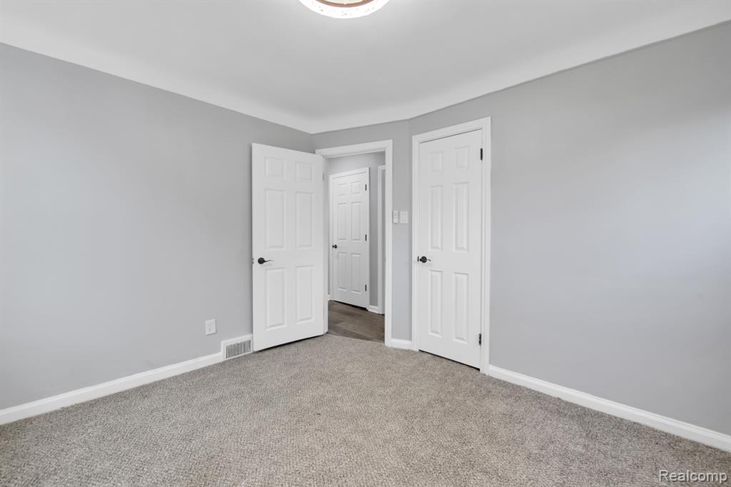 5926 BALFOUR Road, Detroit, MI 48224 — Photo 12