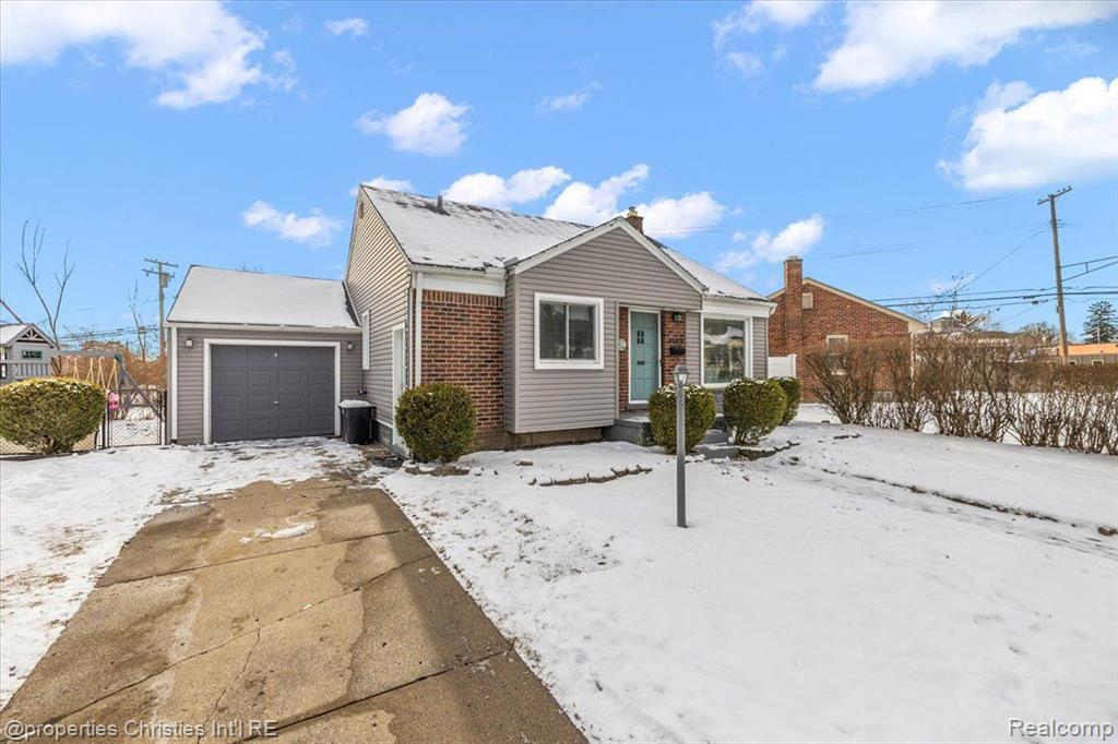 4103 GRANDVIEW Road, Royal Oak, MI 48073 — Photo 2