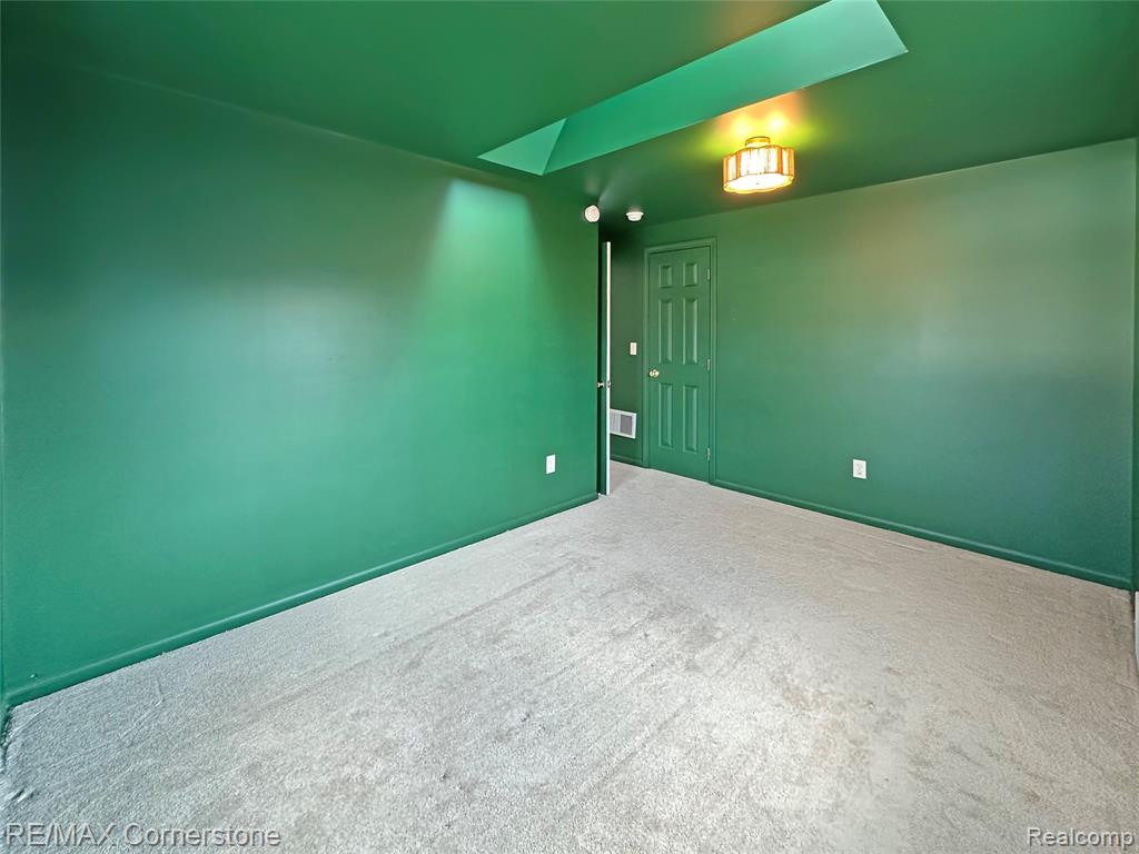 4453 Newberry Street, Wayne, MI 48184 — Photo 13