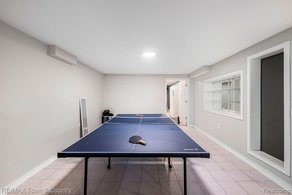 440 RIVER WOODS Drive, Flushing, MI 48433 — Photo 27