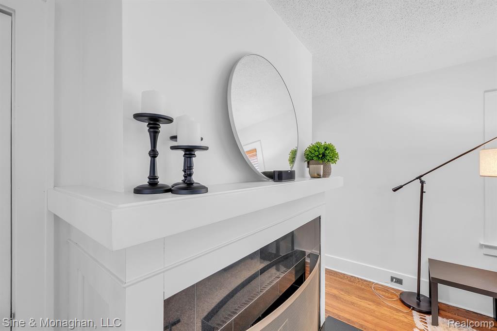 424 W Hudson Avenue, Royal Oak, MI 48067 — Photo 15