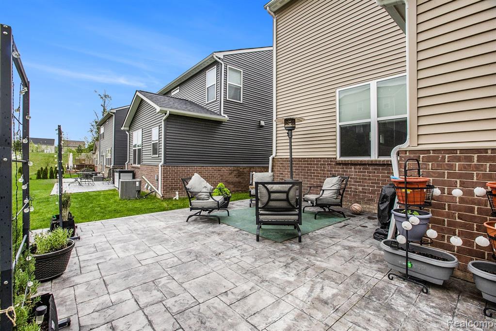 2822 Dillon Drive, Ann Arbor, MI 48105 — Photo 42