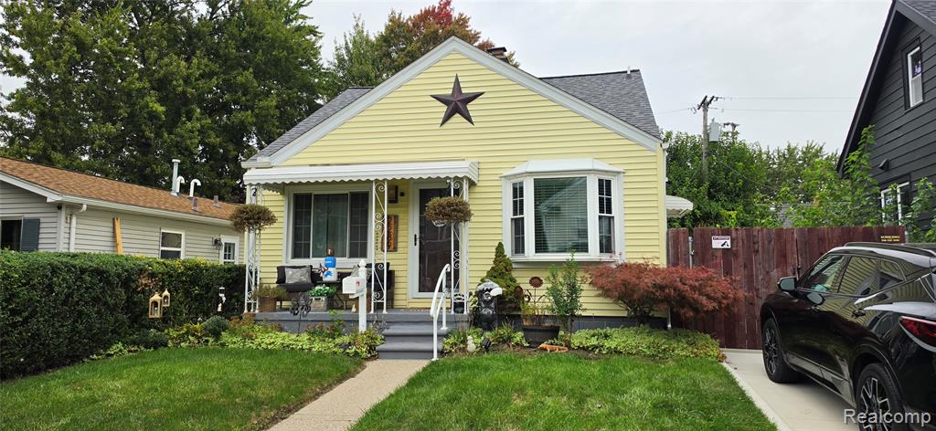 2289 Hamata Street, Ferndale, MI 48220