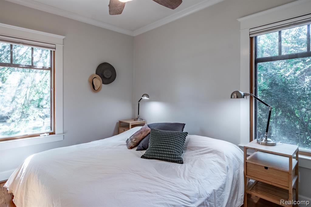1335 KENSINGTON Drive, Ann Arbor, MI 48104 — Photo 5