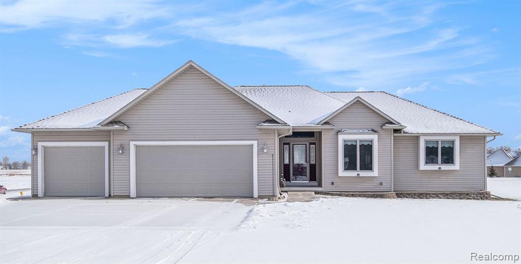 6197 SHARP Road, Swartz Creek, MI 48473 — front exterior