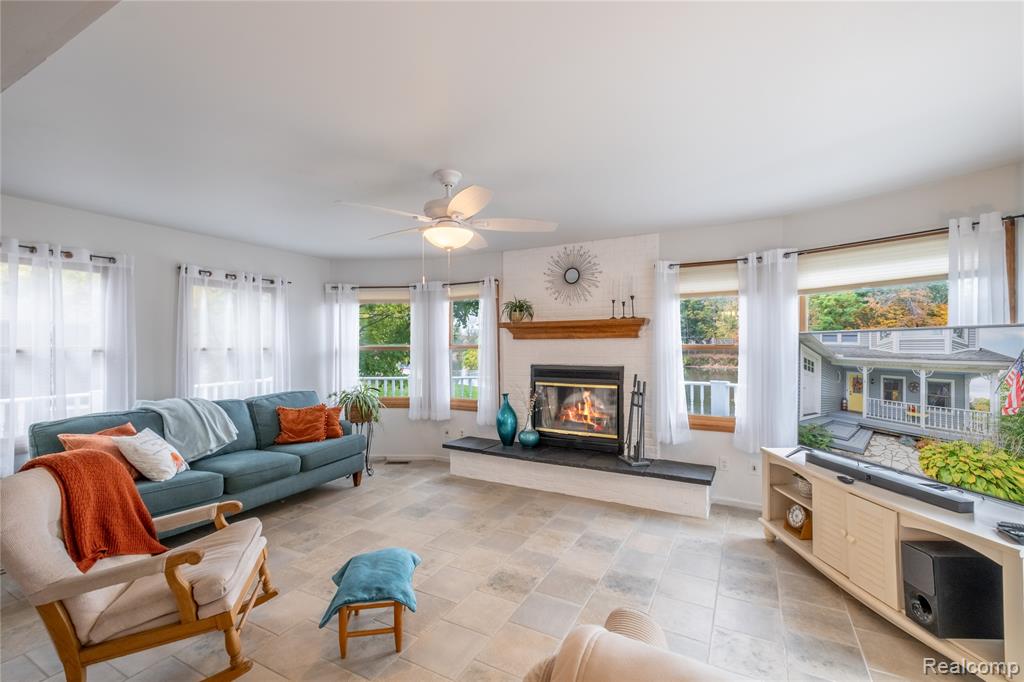 1704 Lakewood Circle, Lapeer, MI, 48446