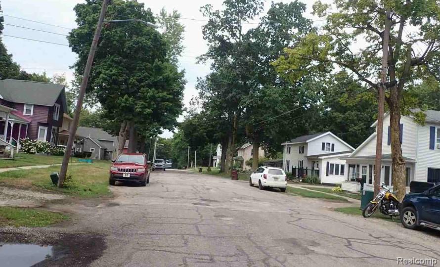 207 N Church Street, Hudson, MI 49247 — Photo 2