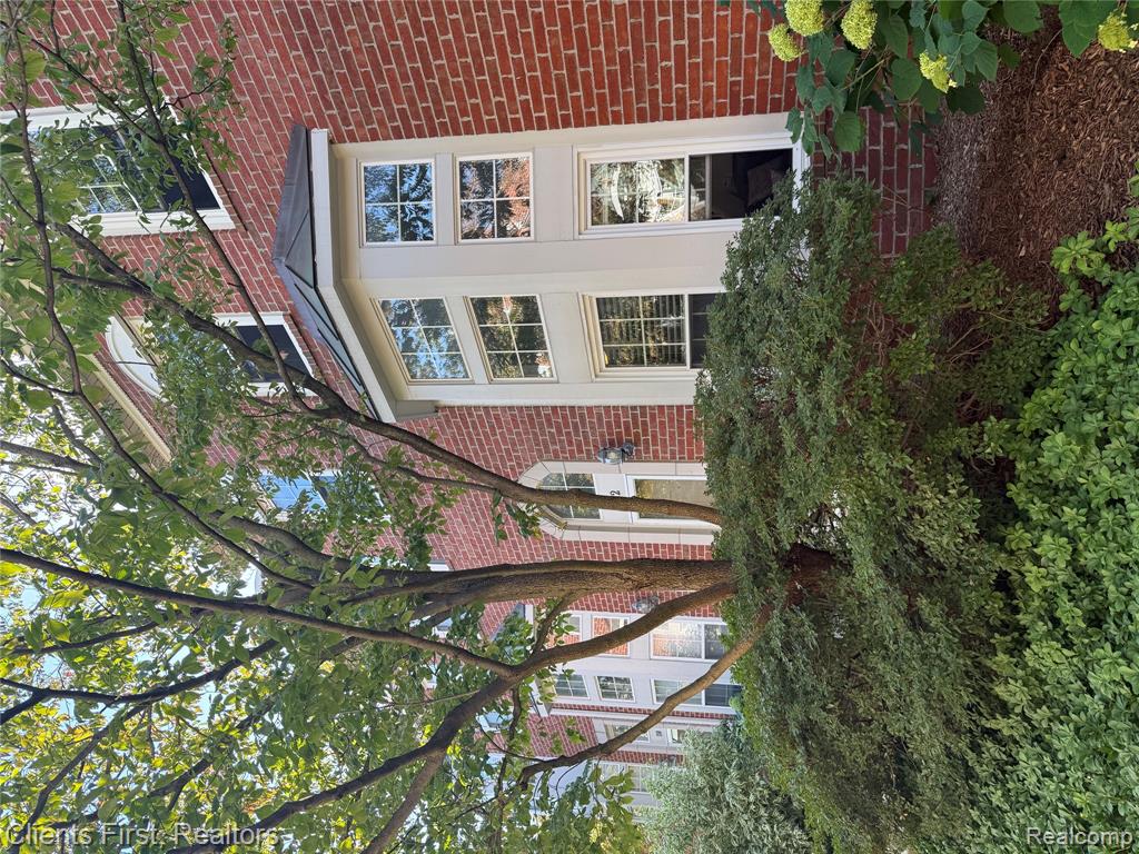 162 S Georgetown Square, Royal Oak, MI 48067 — Photo 37