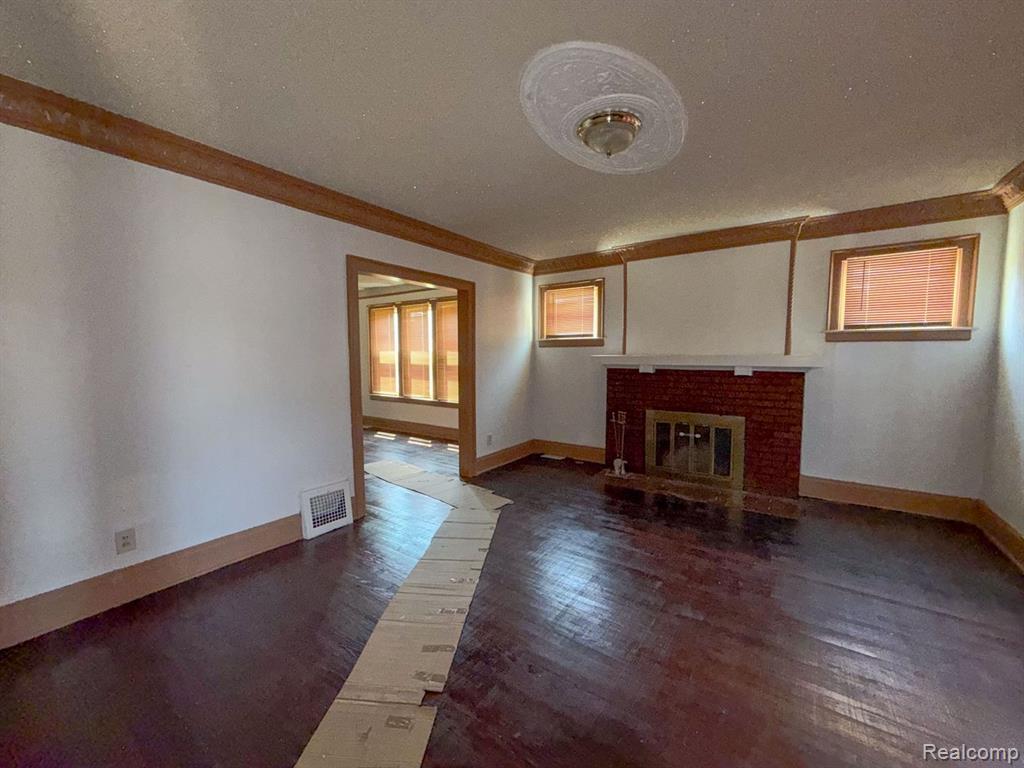 9392 Woodside Street, Detroit, MI 48204 — Photo 5
