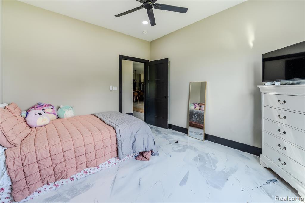 5486 Kidder Road, Almont, MI 48003 — Photo 33