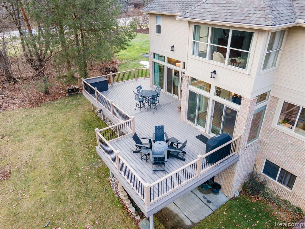 6751 Berry Pointe Drive, Clarkston, MI 48348 — Photo 44