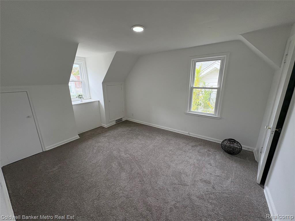 92 N Ardmore Street, Pontiac, MI 48342 — Photo 16