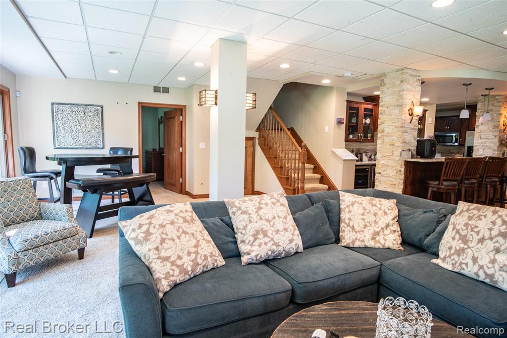 816 Seager Street, Commerce Twp, MI 48390 — Photo 37