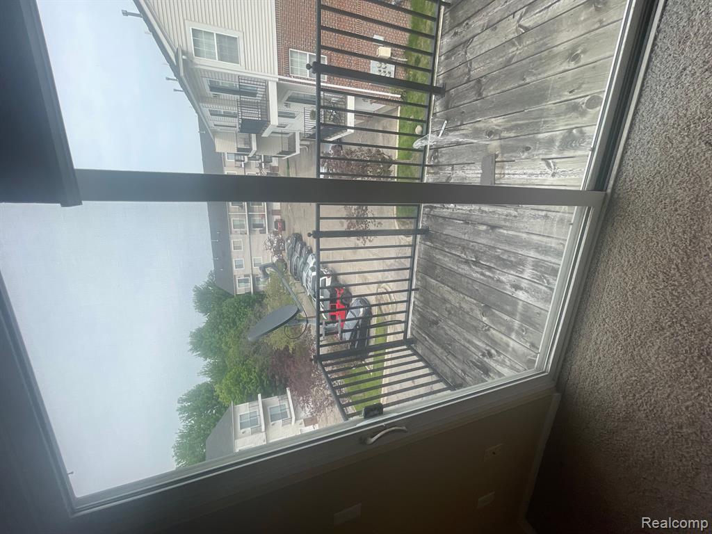 43054 STRAND Drive, Sterling Heights, MI 48313 — Photo 52