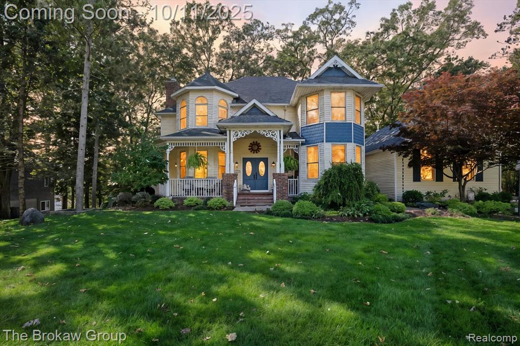 10216 Mill Pointe Drive, Goodrich Vlg, MI — Photo 3