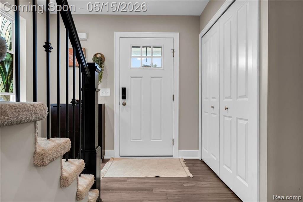 515 S Winding Drive, Waterford, MI 48328 — Photo 3